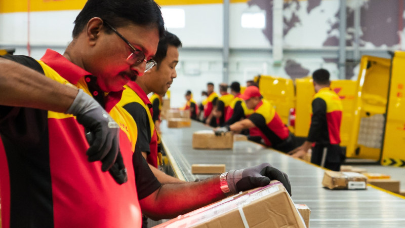 DHL Group Hızla Büyüyen Orta Doğu Pazarına 500 Milyon Euro'dan Fazla Yatırım Yapacak