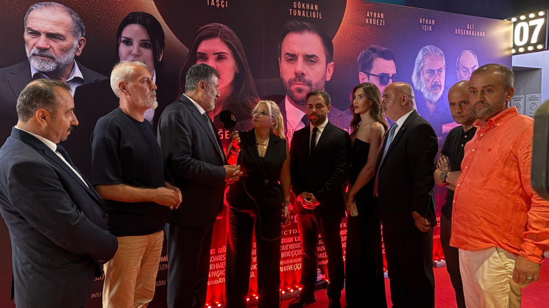 Güneşin Karanlığında Kosova” Filmi Gala Gecesiyle Vizyona Merhaba Dedi