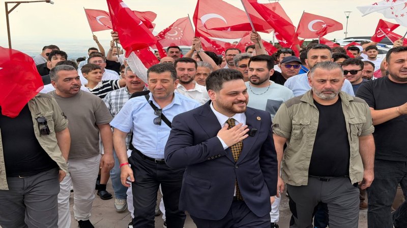 Hüseyin Baş, BTP gençliğiyle Kocatepe'de